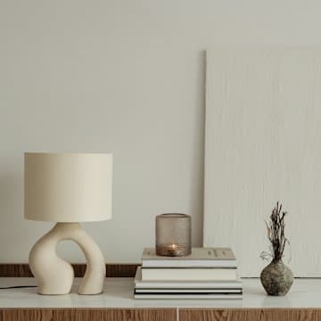 Table lamp